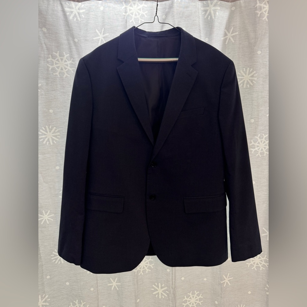 H and M suit jacket, only worn a few times for short interviews!